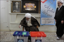 گزارش تصویری : حضور حضرت آیت الله العظمی صافی گلپایگانی، پای صندوق رأی انتخابات  